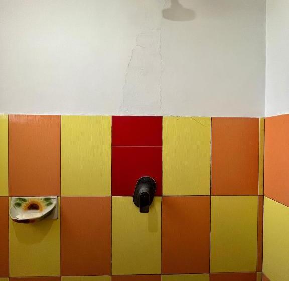 בית מלון כפרי Oyo 93277 Villa Kemiloko Syariah