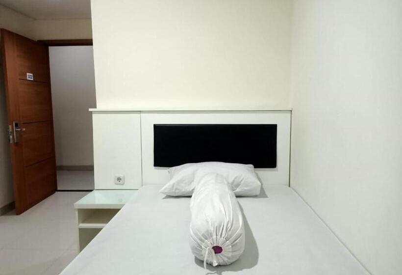 فندق Oyo 93303 Lourdes Blessing Hill