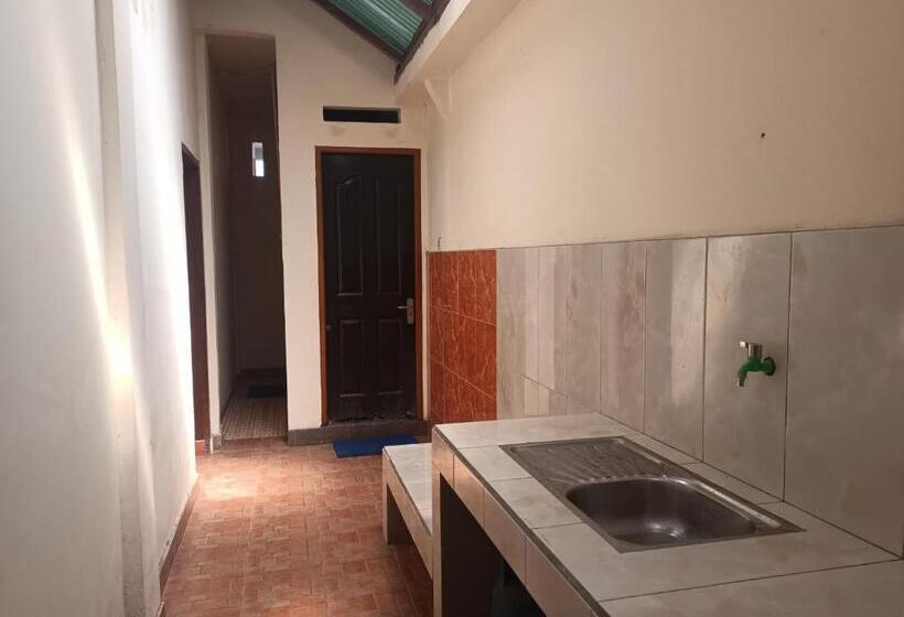 فندق Oyo 93303 Lourdes Blessing Hill