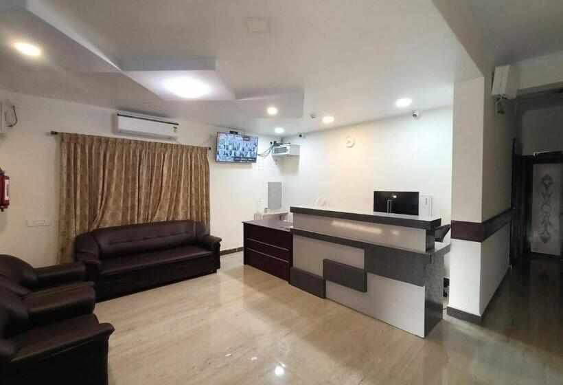 Отель Oyo Flagship Safa Residency