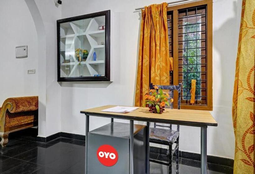 Отель Oyo Green Valley Home Stay
