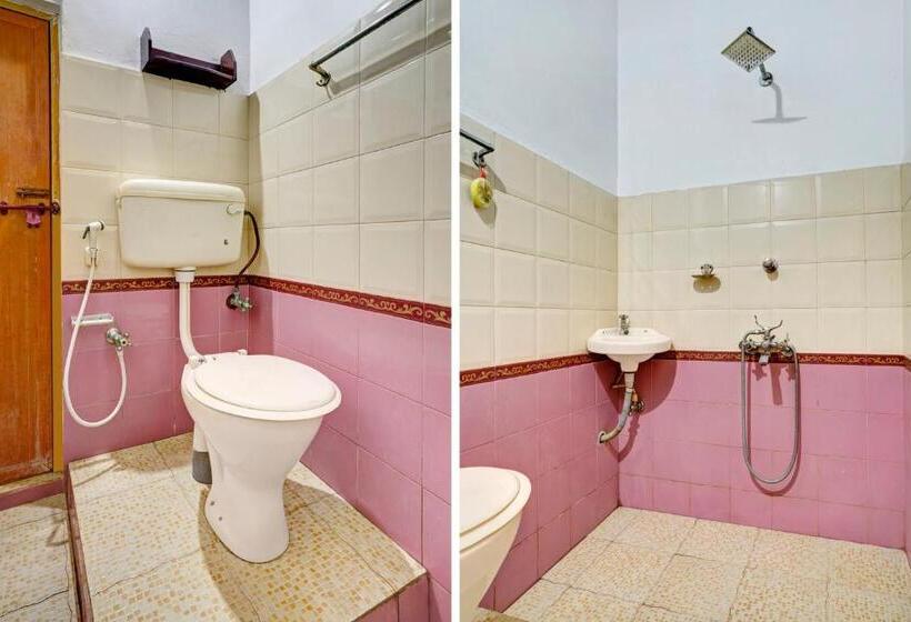 Отель Oyo Green Valley Home Stay