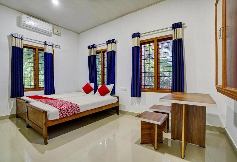 Отель Oyo Green Valley Home Stay