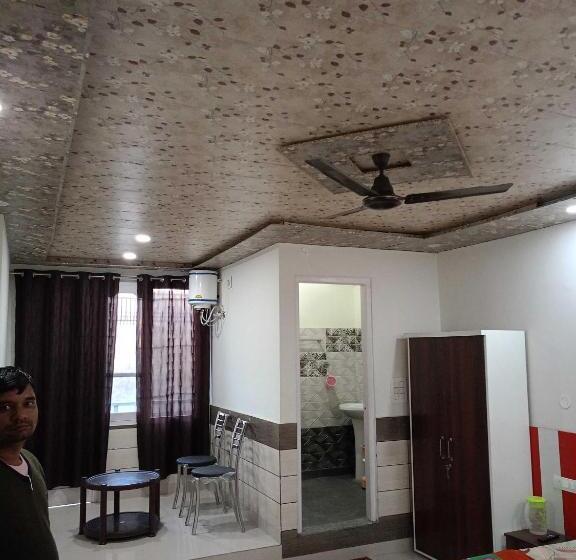 ホテル O Parmar Palace