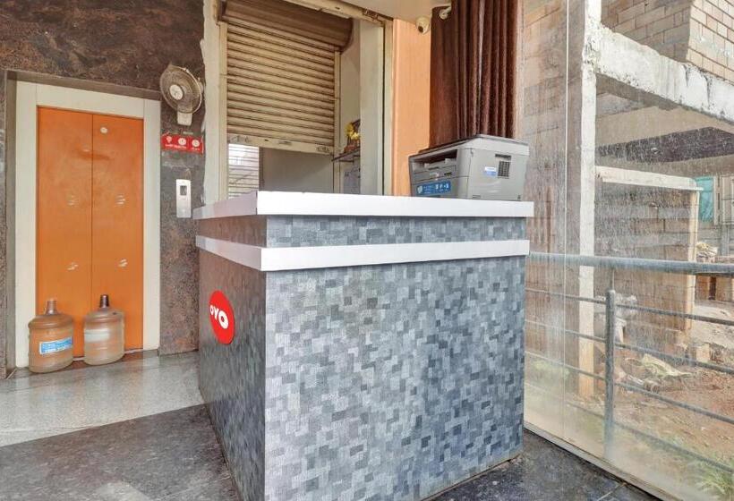 בית מלון כפרי Oyo S V Comfort