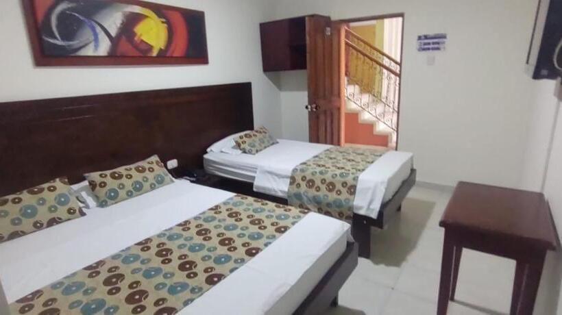 هتل Paseo Colon Inn