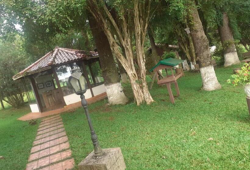 ホテル & Pousada Rancho Bicho Solto