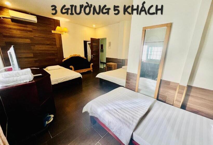 酒店 Ruby Kim Yến