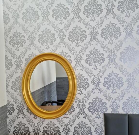 酒店 Ruby Kim Yến