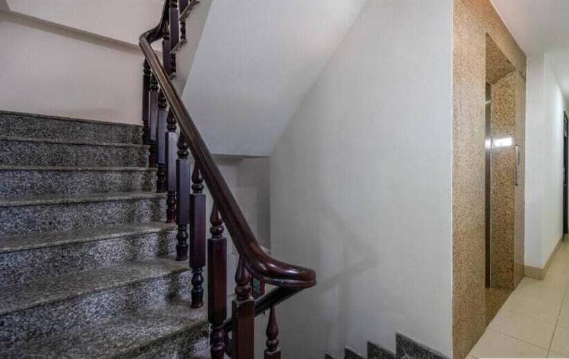 Lotus Rock Hotel đà Nẵng