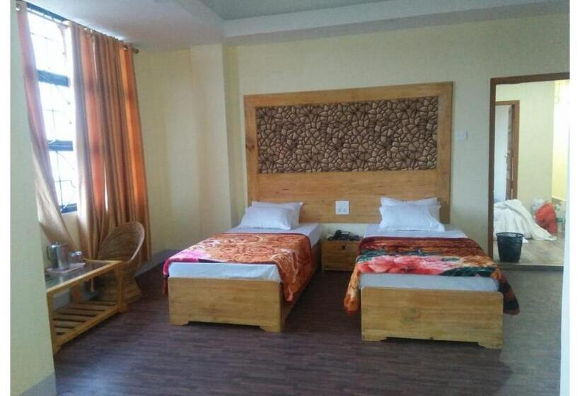 فندق Shillong Palace Inn