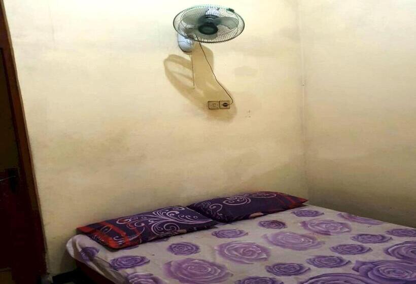 فندق Spot On 93290 Homestay Betro Syariah