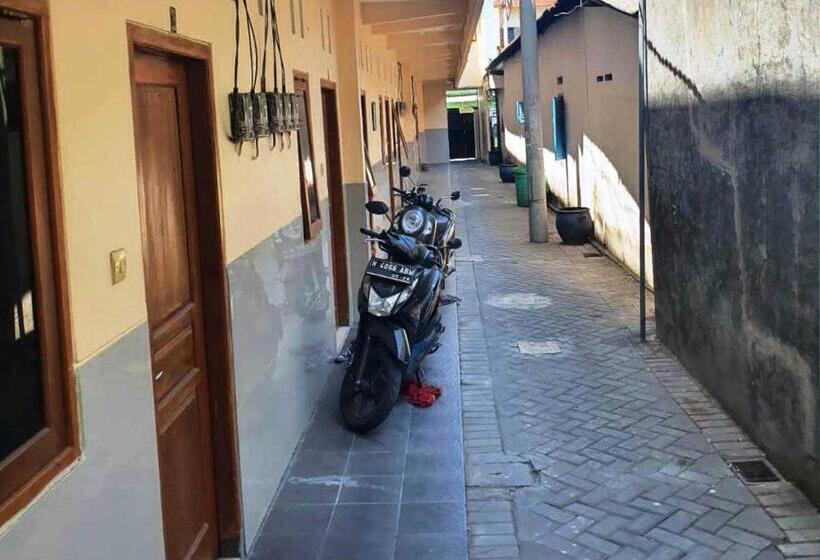 فندق Spot On 93290 Homestay Betro Syariah