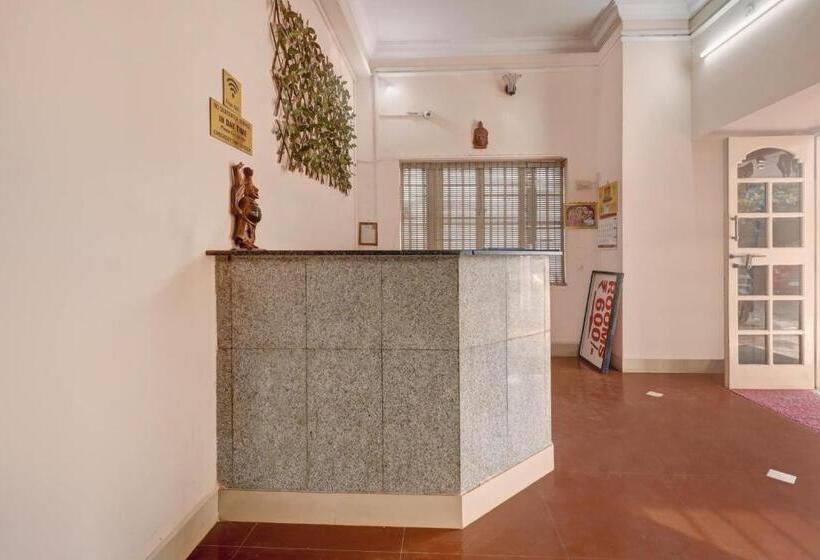 בית מלון כפרי Spot On Ganga Yatri Nivas