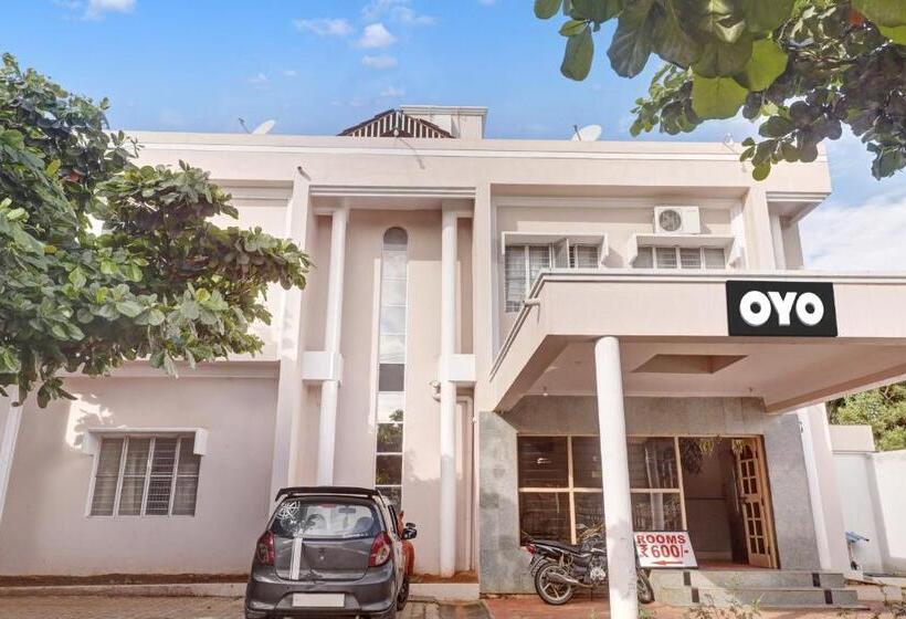 בית מלון כפרי Spot On Ganga Yatri Nivas