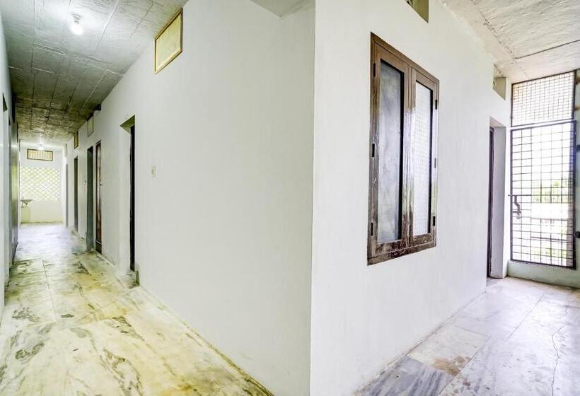 בית מלון כפרי Spot On Nakshathra Residency