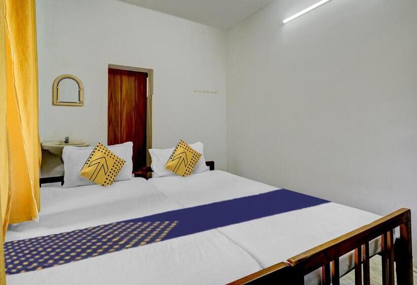 בית מלון כפרי Spot On Nakshathra Residency