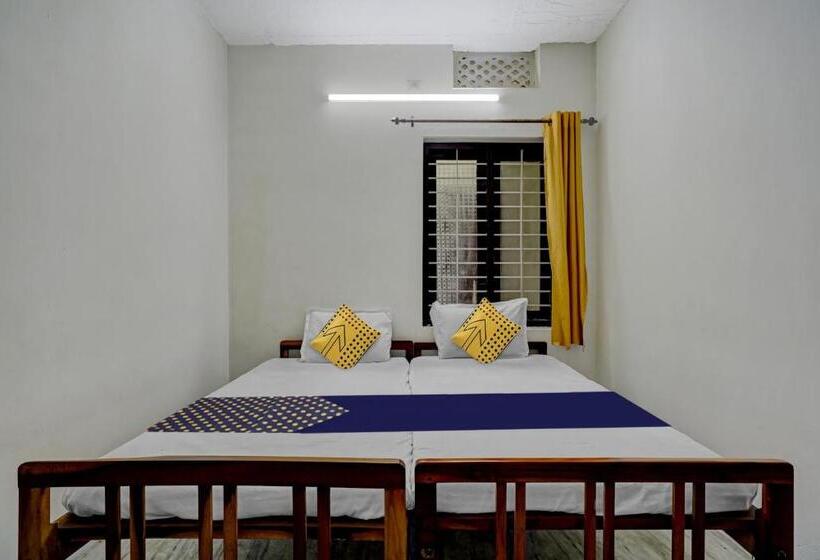 فندق Spot On Nakshathra Residency