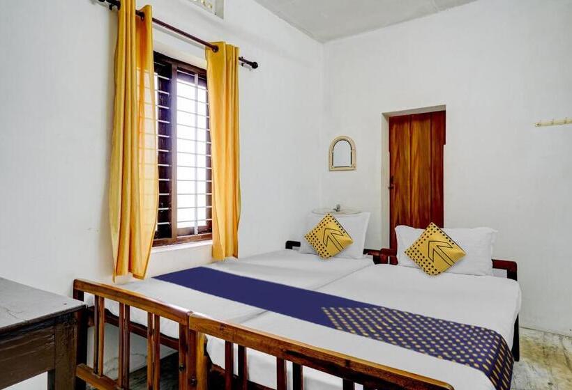 בית מלון כפרי Spot On Nakshathra Residency