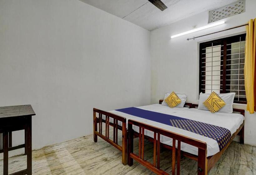 בית מלון כפרי Spot On Nakshathra Residency