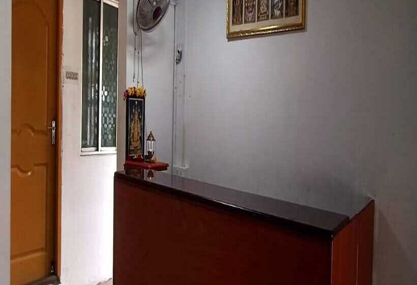 Отель Sri Sakthi