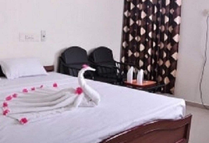 Отель Sri Sakthi