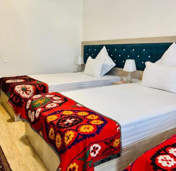 בית מלון כפרי Suzangaron