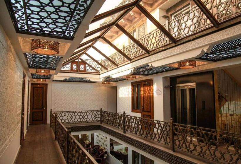 בית מלון כפרי Suzangaron