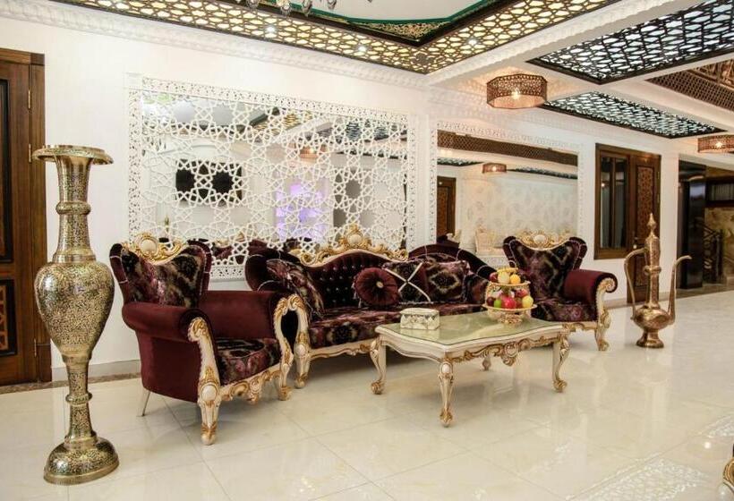 בית מלון כפרי Suzangaron