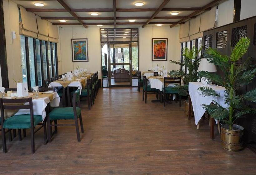 Hotel Terrace Hills Resort