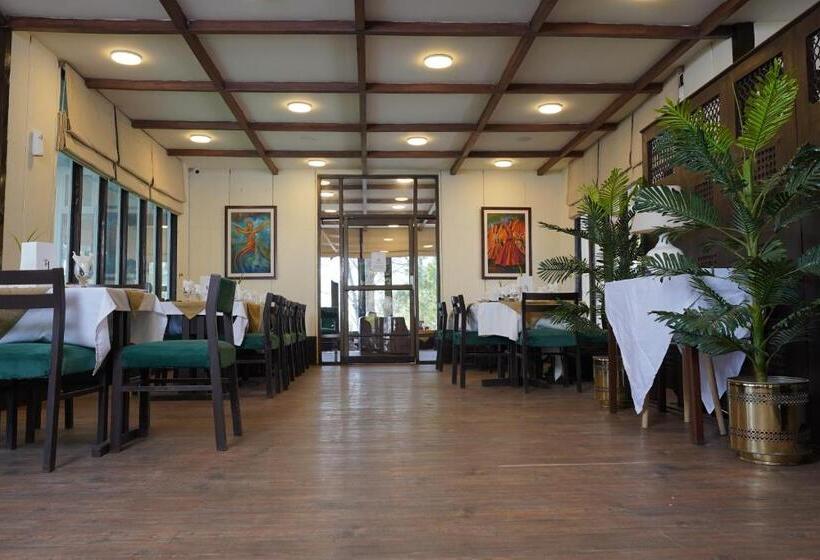 Hotel Terrace Hills Resort