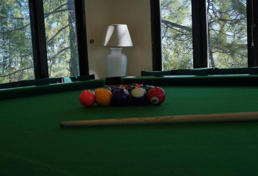 Hotel Terrace Hills Resort