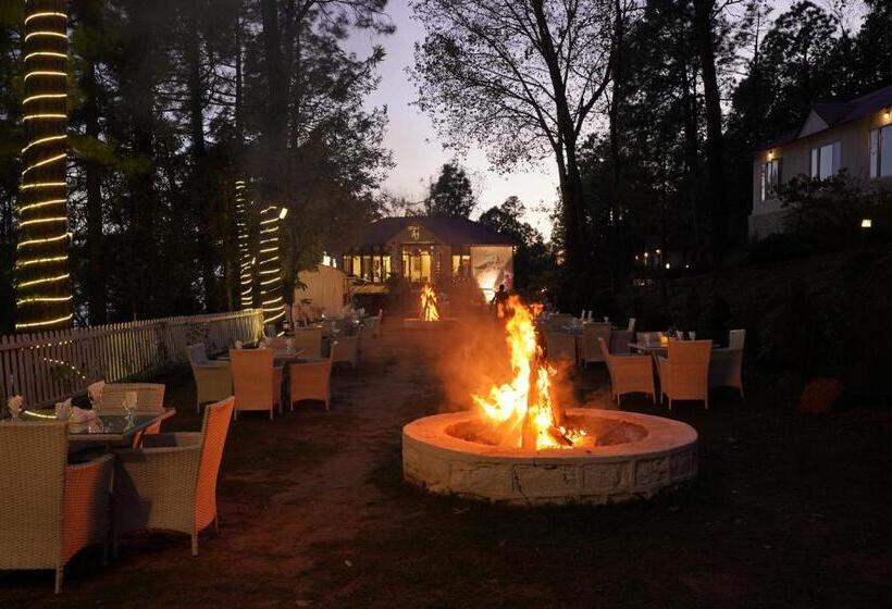 Hotel Terrace Hills Resort