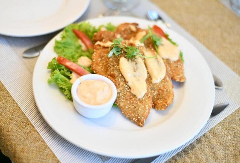 Hotel Terrace Hills Resort