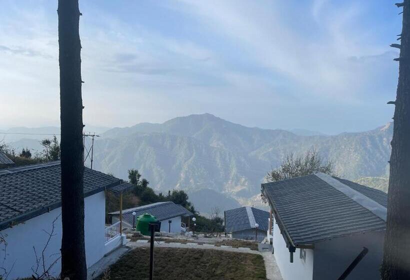 ホテル The Deodar Stays