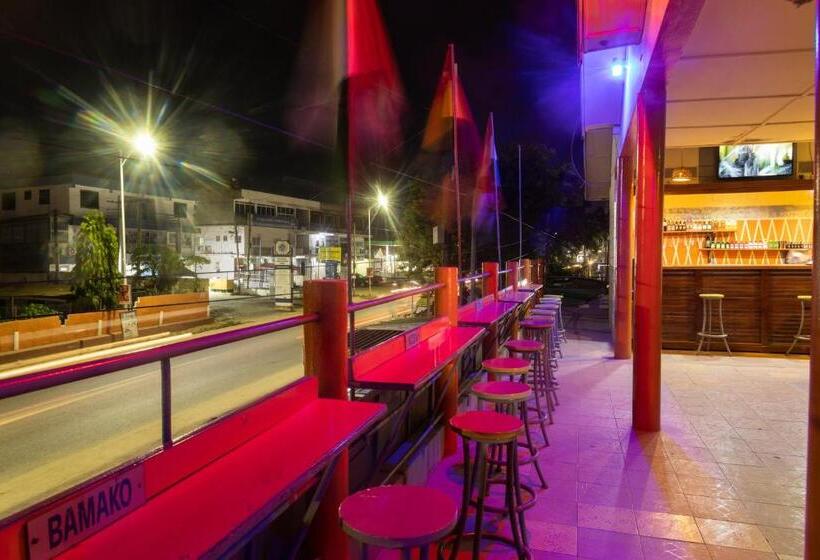 هتل Village Francophone