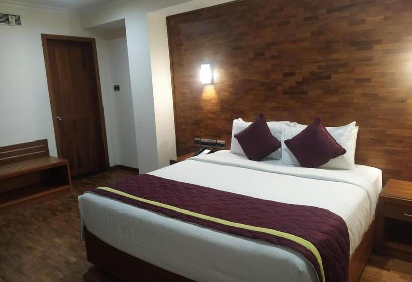 Jvk Park Hotel Kerala