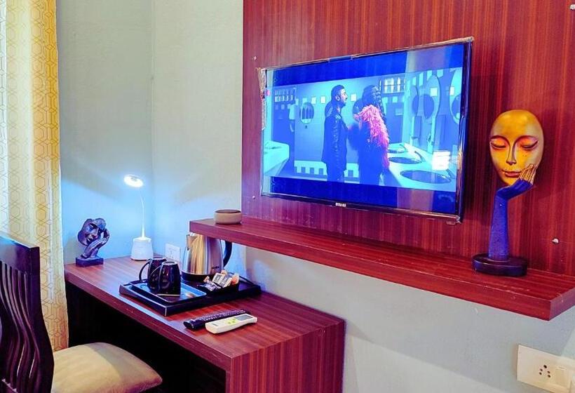 בית מלון כפרי The Madhunandan