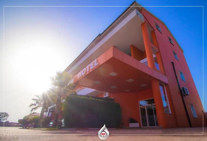 Nbt Hotel Lac