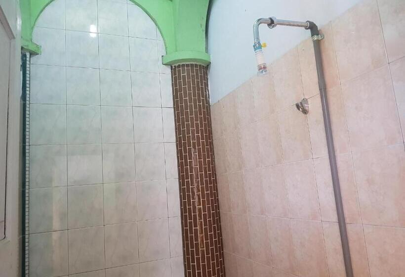 Oyo 93237 Hotel Triarga