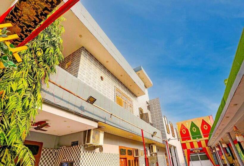 Oyo Flagship Mamta Hotel And Marriage Lawn