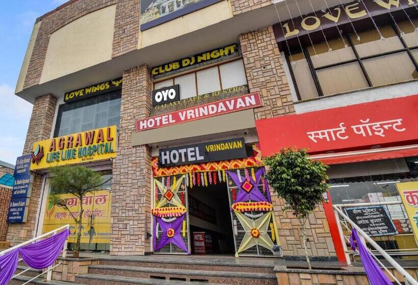 ホテル Vrindavan