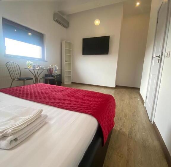 پانسیون Ami Residence Bucharest Airport&therme&parking