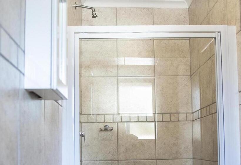 פנסיון Bedford Guest House