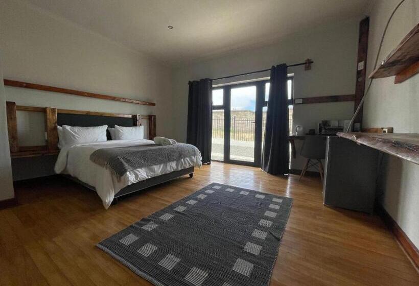 פנסיון Heydays Guesthouse