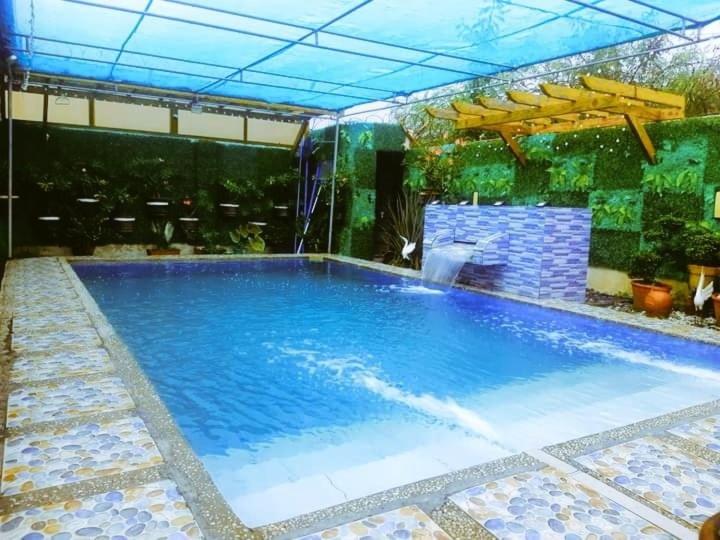 بنسيون Jamaica & John Staycation