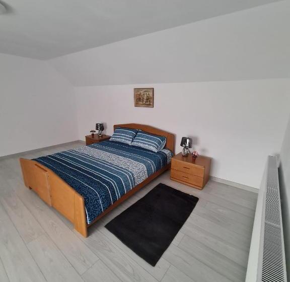 بنسيون Margareta S House