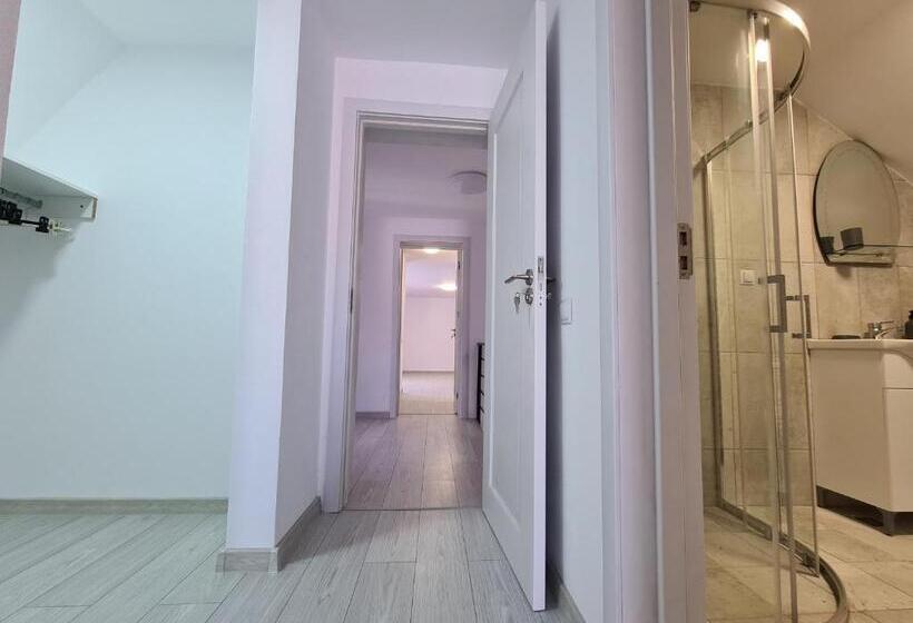 بنسيون Margareta S House