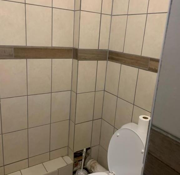 پانسیون Nonesi Lodge 2