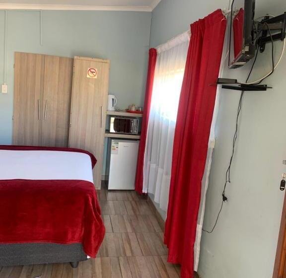 پانسیون Nonesi Lodge 2